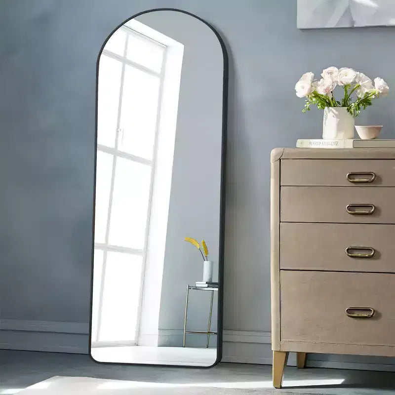 Miroir Mural Arqué de Sol Pleine Longueur 64x21 en Alliage d'Aluminium à Cadre Fin, Angle Droit, en Verre HD, Décor Moderne pour Chambre, Salon, Entrée, Noir